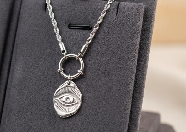 Silver Rope Chain Eye Pendant