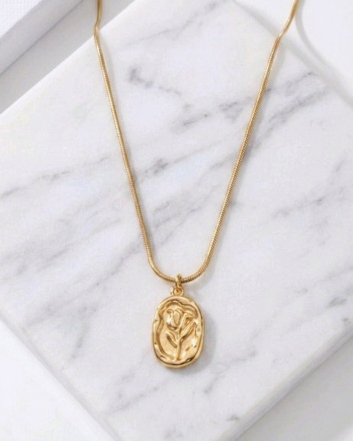 Gold Classic Rose Pendant