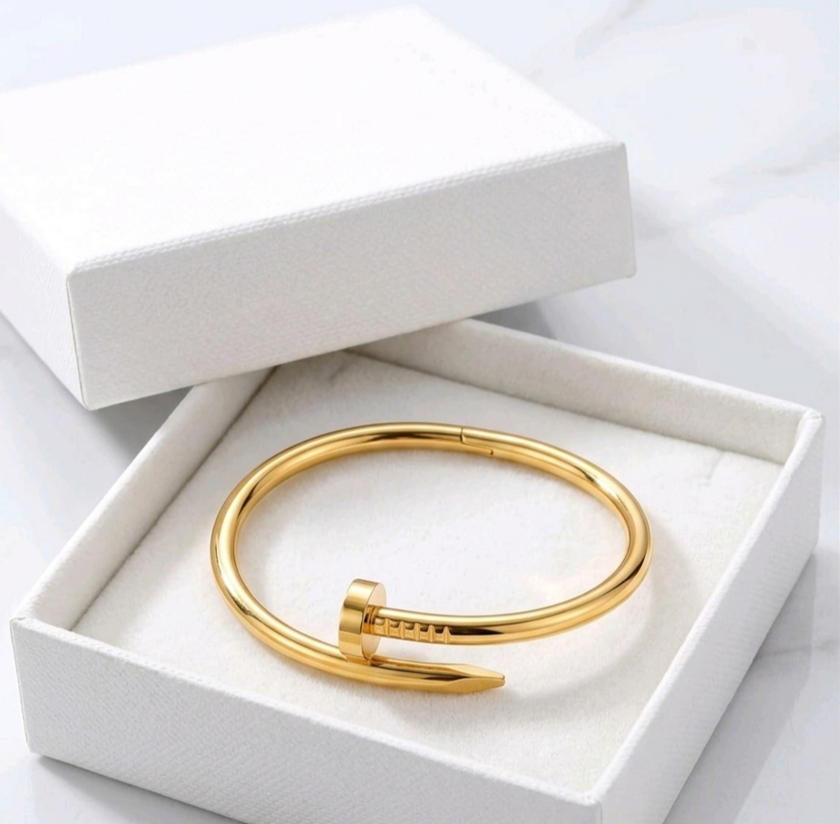 Gold Clover & Nail Bangle