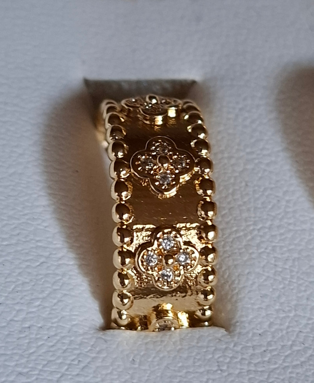 Gold clover adjustable ring